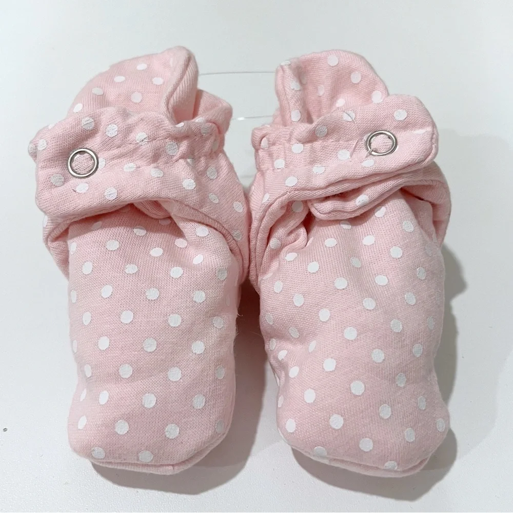 RO & Me by Robeez Soft Polka Dot Knit Shoes 6-12 months